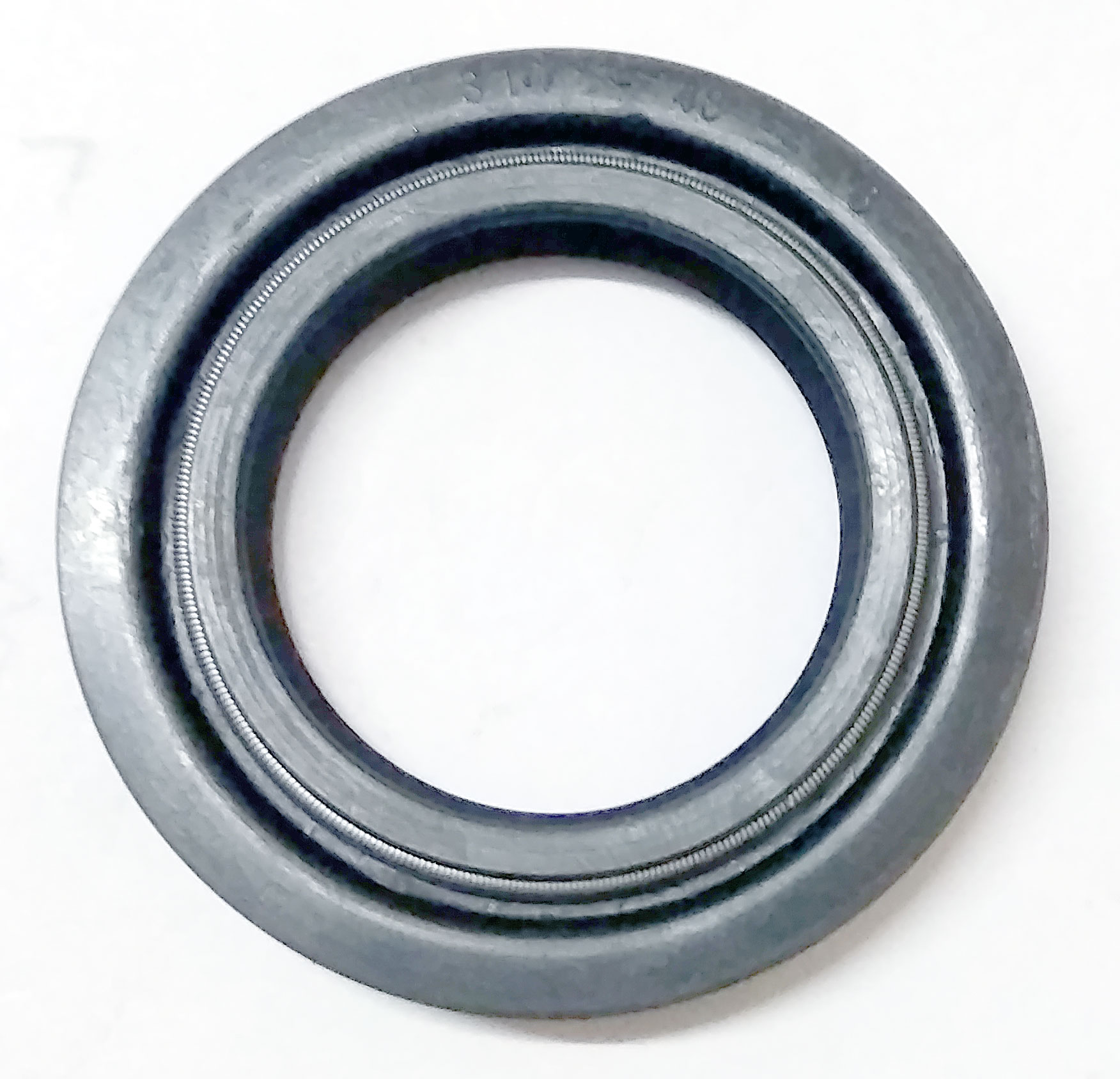 Image of D.S Steering Big oil seal for Magic of Tata having size 31,7 x 48 x 8, sku MG31STDS.