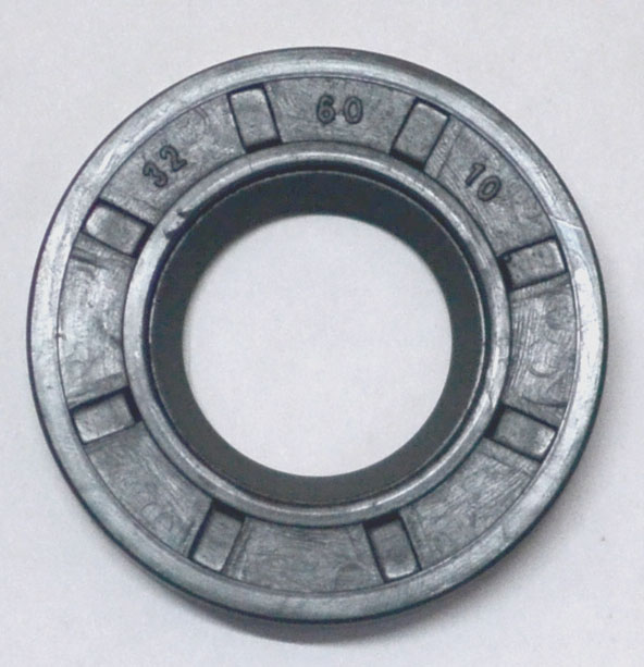 Image of Rear Inner oil seal for Maximo of M&M having size 32 x 60 x 10, sku MX32RI01.
